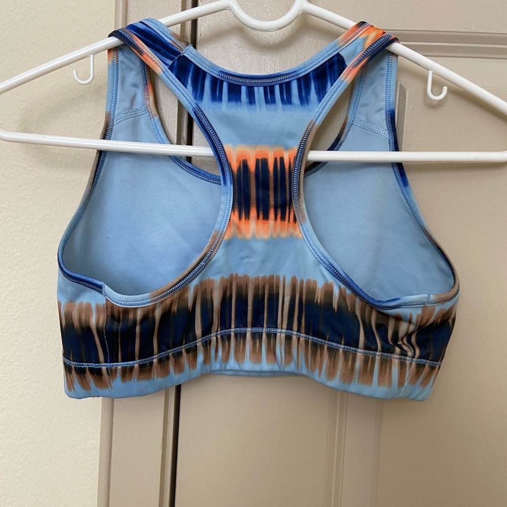 Nike pro sports bra